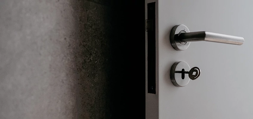 Front Door Handle Repair And Installation in Newark, CA